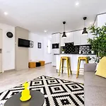 アパート Luxury Penthouse Sea View Hortensia Apartments, Los Cristianos, Tenerife *