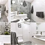 アパート Luxury Penthouse Sea View Hortensia Apartments, Los Cristianos, Tenerife ロスクリスティアーノス